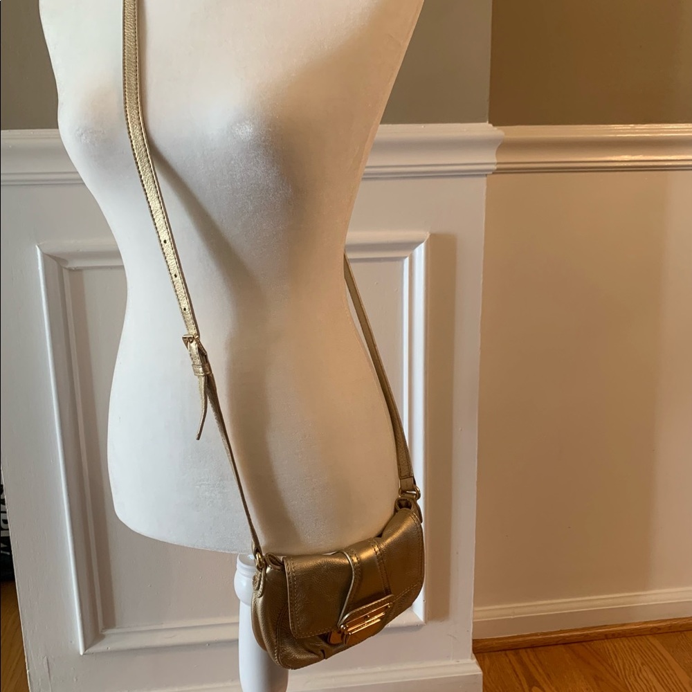 Michael Kors gold crossbody bag. - Picture 5 of 5